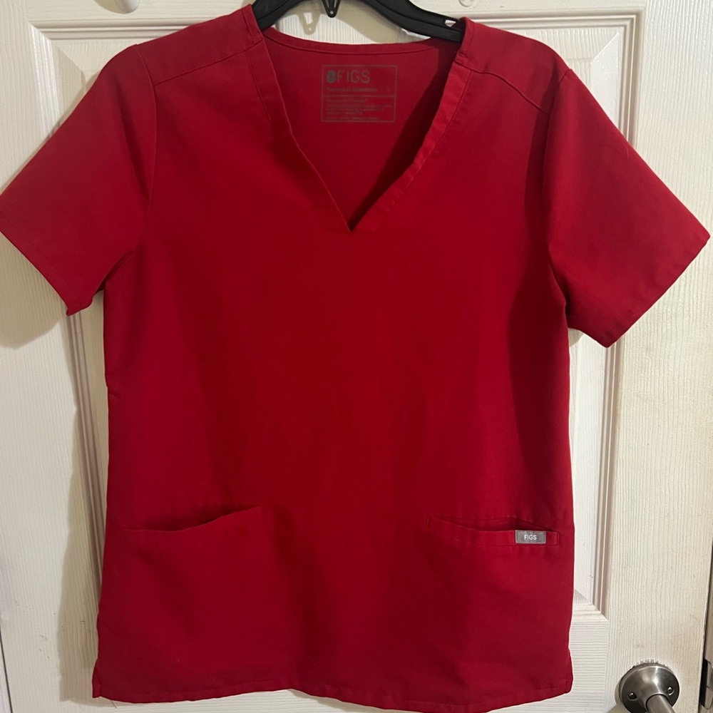 Figs Winning Red Scrub shirt size SMALL